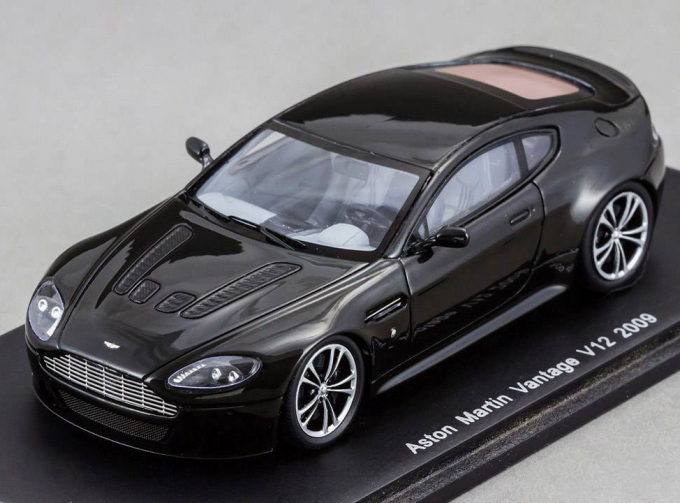 ASTON MARTIN Vantage V12 (2009), black