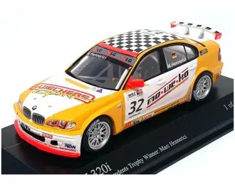 BMW 320i E46 No.32, WTCC, Hennerici (2005)