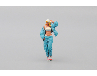 Фигурка девушки Лера (синий костюм)