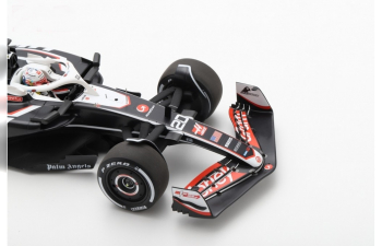 Haas VF-24 #20 MoneyGram Haas F1 Team Australia GP Formula 1 Kevin Magnussen (2024)