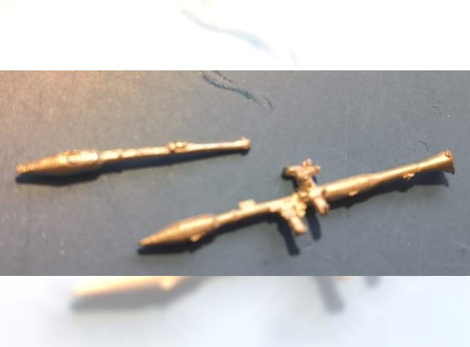 Сборная модель РПГ-7 с выстрелом