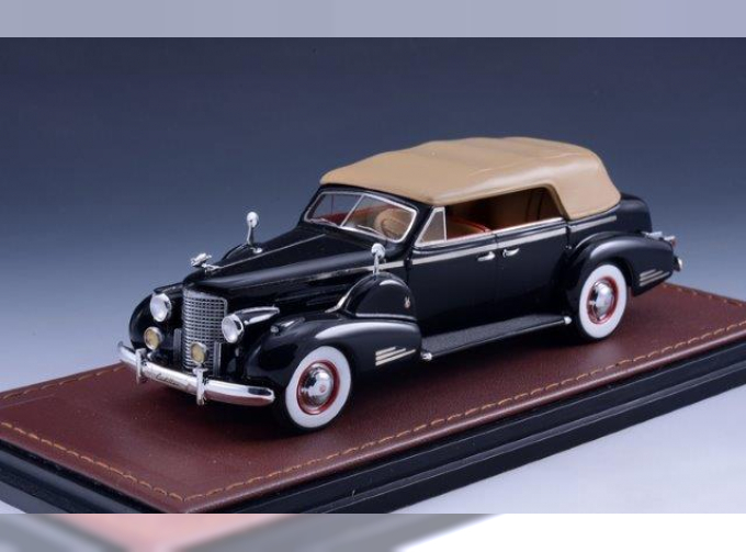 CADILLAC V16 Series 90 Fleetwood Sedan Convertible (закрытый) 1938 Black