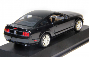 FORD Mustang GT (2005), black