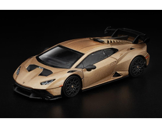 LAMBORGHINI Huracan STO, matte gold