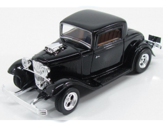 FORD Coupe Custom (1932), Black