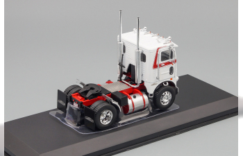 FREIGHTLINER COE towing vehicle (1976), white red