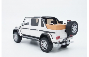 Mercedes-Maybach G650 Landaulet (white)