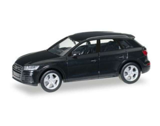 AUDI Q5, black