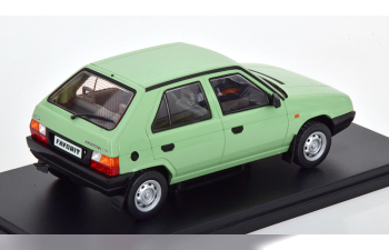 SKODA Favorit, light green