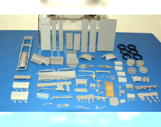 Сборная модель Руссо-Балт М 24-35 грузовик