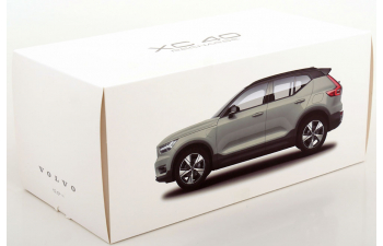 VOLVO XC40 Recharge (2022), blue metallic