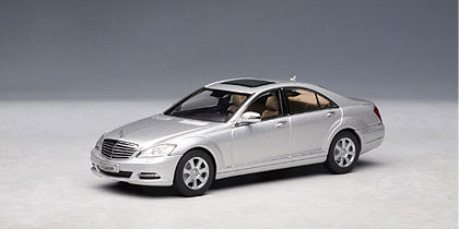 MERCEDES-BENZ S-Class (W221) (Рестайлинг) 2009, silver
