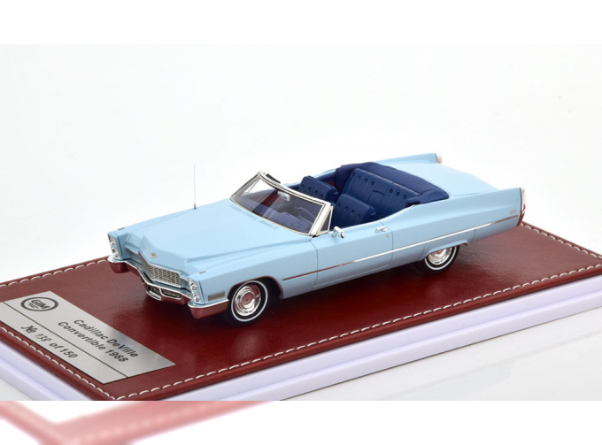 CADILLAC DeVille Convertible (1968), light blue