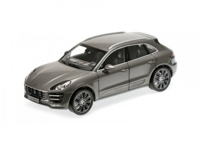 PORSCHE MACAN TURBO - 2013 - SILVER