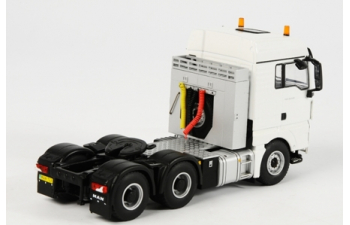 MAN TGX XLX 6x4, White Line 1:50, белый