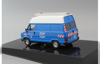 PEUGEOT J5 EDF GDF Services Grand Velay (2002), blue