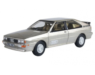 AUDI quattro Coupe, beige 