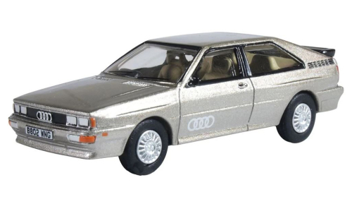 AUDI quattro Coupe, beige 