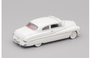 MERCURY Monterey 2-Door Hardtop Coupe (1950), cream