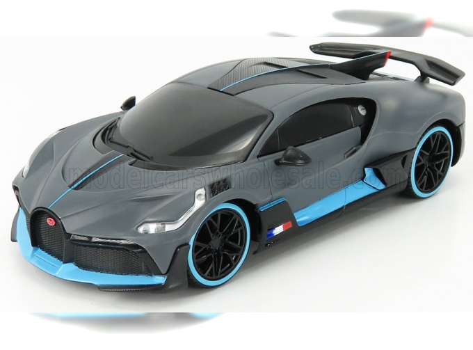 BUGATTI Divo (2018), Matt Grey Light Blue