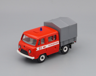 УАЗ 39094 Фермер с тентом Пожарная, красный / серый