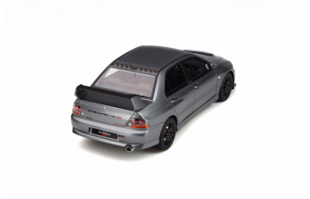 Mitsubishi Lancer Evolution 8 MR FQ-400 2005 (grey)