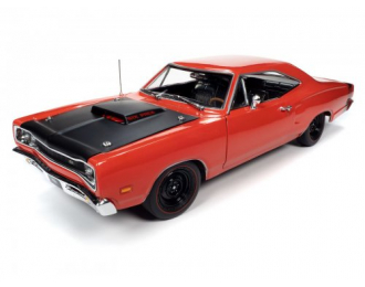 DODGE Super Bee Hardtop (1969) (MCACN) R4 красный