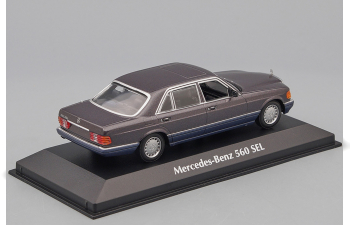 MERCEDES-BENZ 560 SEL (1990), purple metallic