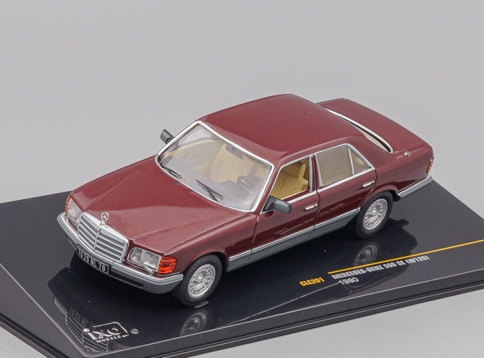 MERCEDES-BENZ 500 SE W126 (1980), bordeaux / grey