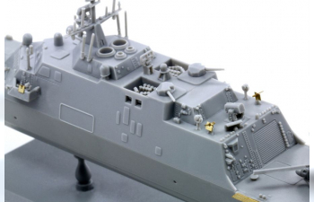 Сборная модель Американский корабль U.S.S. Freedom LCS-1