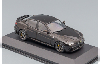 ALFA ROMEO Giulia Quadrifoglio 2.9l Biturbo (2019), Black