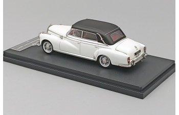 MERCEDES-BENZ 300D (1959), white / black