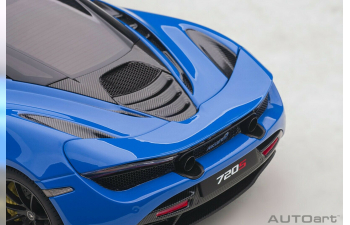 McLaren 720S (blue)