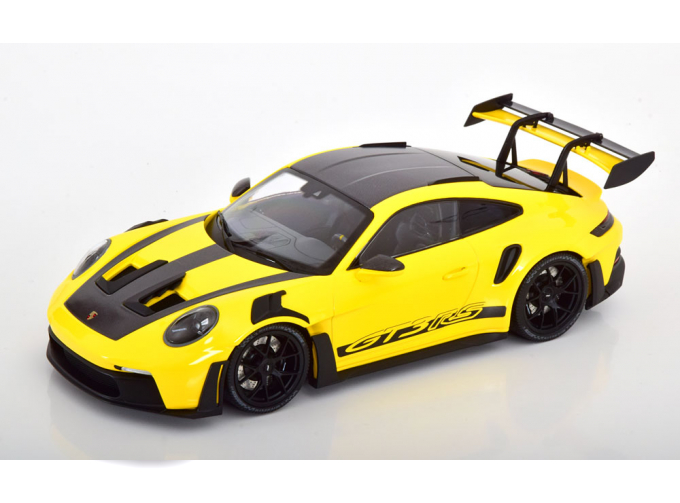 PORSCHE 911 (992) GT3 RS Weissach Paket (2023), yellow black