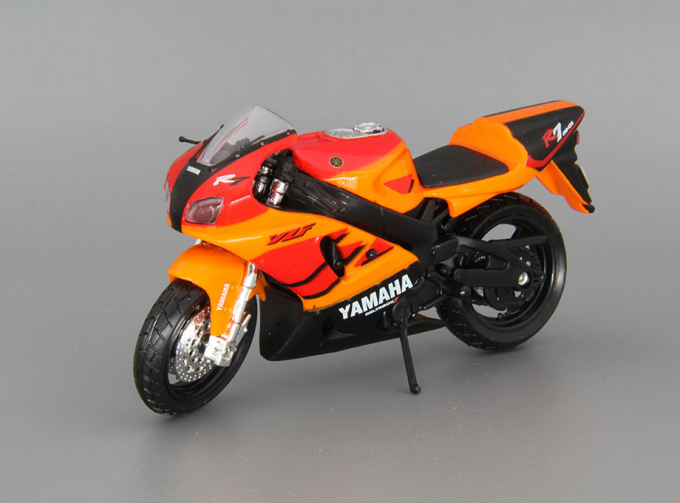 YAMAHA Deltabox II, orange / red / black