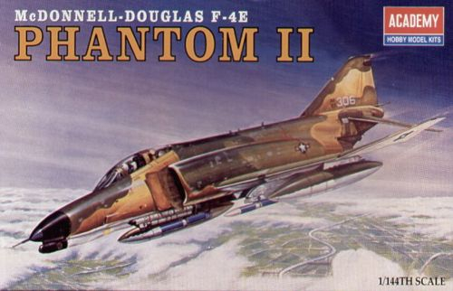 Сборная модель Самолет F-4E PHANTOM II