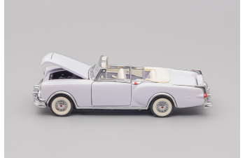 PACKARD Caribbean (1953), violet blue