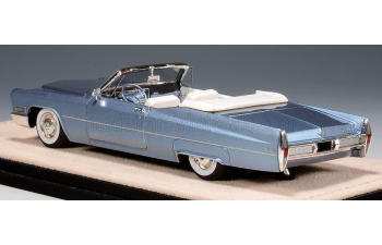 CADILLAC DE VILLE Cabriolet Open (1967), blue