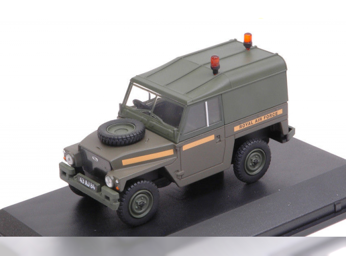 LAND ROVER Series III 1/2 Ton Lightweight Hard Top RAF 1970 Green