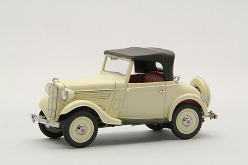 DATSUN 17 Roadster 1938, ivory