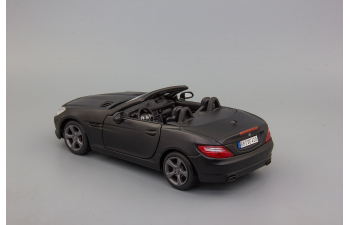 MERCEDES-BENZ SLK-Class, black