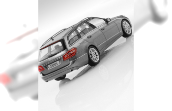 MERCEDES-BENZ E-Class T-Model Elegance S212 (2010), silver palladium