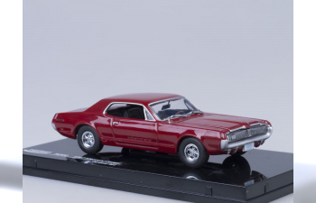 MERCURY Cougar, cardinal red