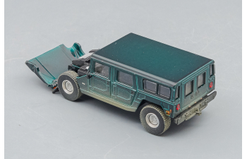 HUMMER H1, metallic green