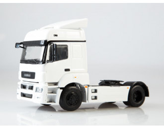 Камский грузовик 5490 седельный тягач, белый