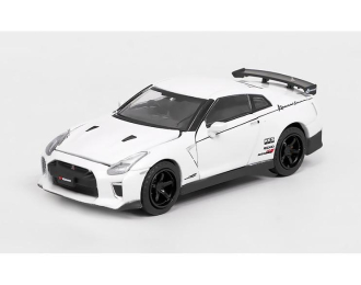 NISSAN GT-R (R35) Advan Racing GT, white