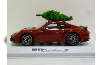 PORSCHE 911 992 Turbo S Coupe Christmas Edition (2023), Red