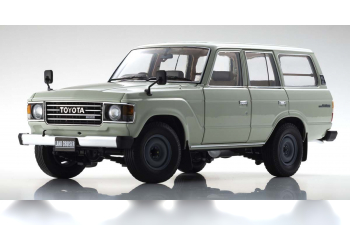 Toyota Land Cruiser 60 (white)