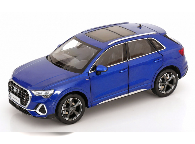 AUDI Q3 (2019), blue metallic
