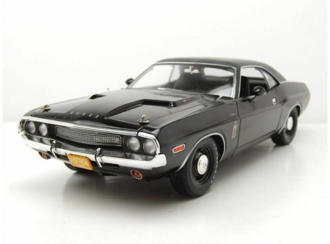 DODGE Challenger R/T 426 HEMI "The Black Ghost" 1970, black